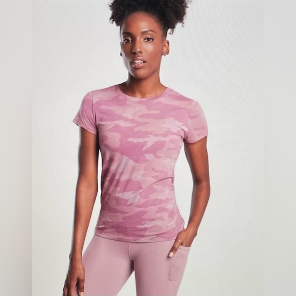 NWOT Athleta Organic Camo Crew Pink Size XS